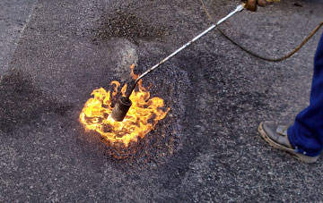 Broad Hinton flat roofing repairs